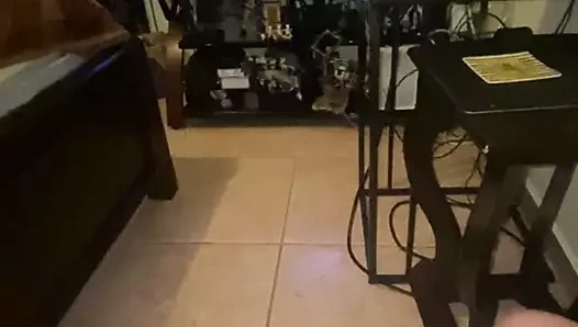 Leyshka Flores boşalma haraç istekleri