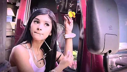 TIKI SEGERA MUASIN MEMEKNYA