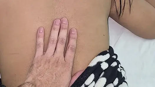 Bu Güzel Adamın Bana Masaj Teklif Etmesine Ve Penisini Bana Sokmasına Karşı Koyamadım.