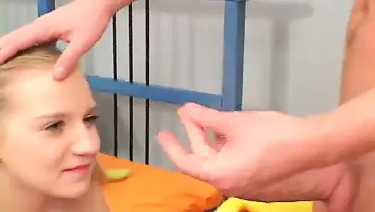 Wet and Young Amateur Girl Fucked at Audition - Bic_439