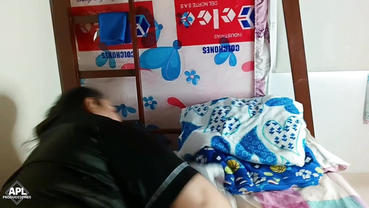 I like to watch my stepmom press her pussy to make it wet before riding it