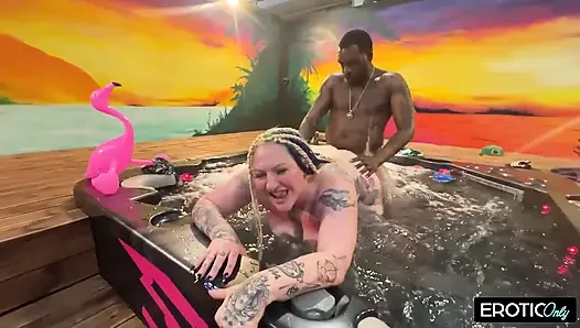 Azgın bbw (i̇ri güzel kadın) sert becerdin alır