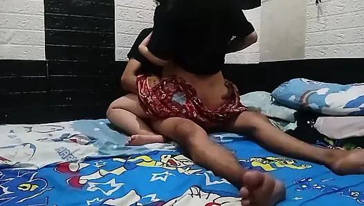 Ngentot sambil gaya duduk mahasiswa lena hukuman