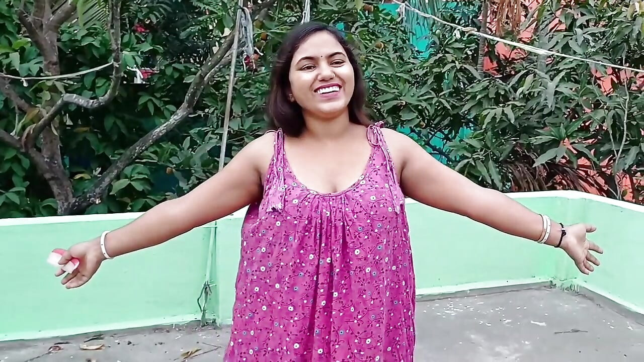 Loan emi ke Badle Bhabhi ji Ne Apne boobs pila diye or Lund ka pani bhi pinliya