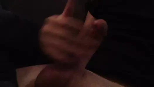 Femboy twink onun sikiyle oynuyor
