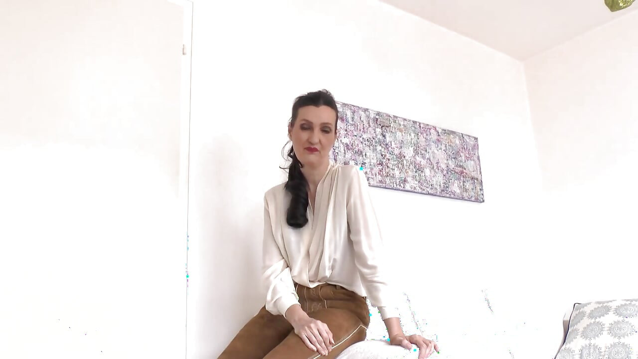 Bayerische lederhosen: Sei mein arschschschnüffler und sperma, Lady victoria Valente