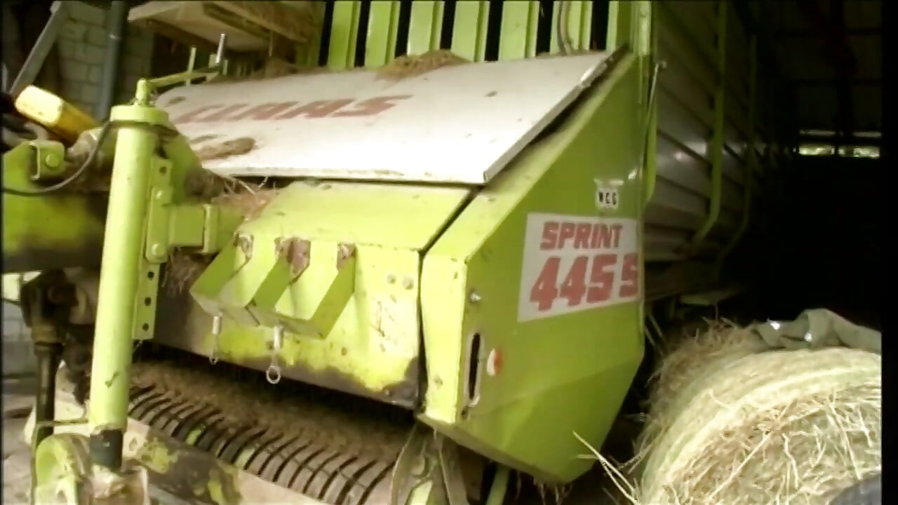 Woman of the city hard banged by a farmer