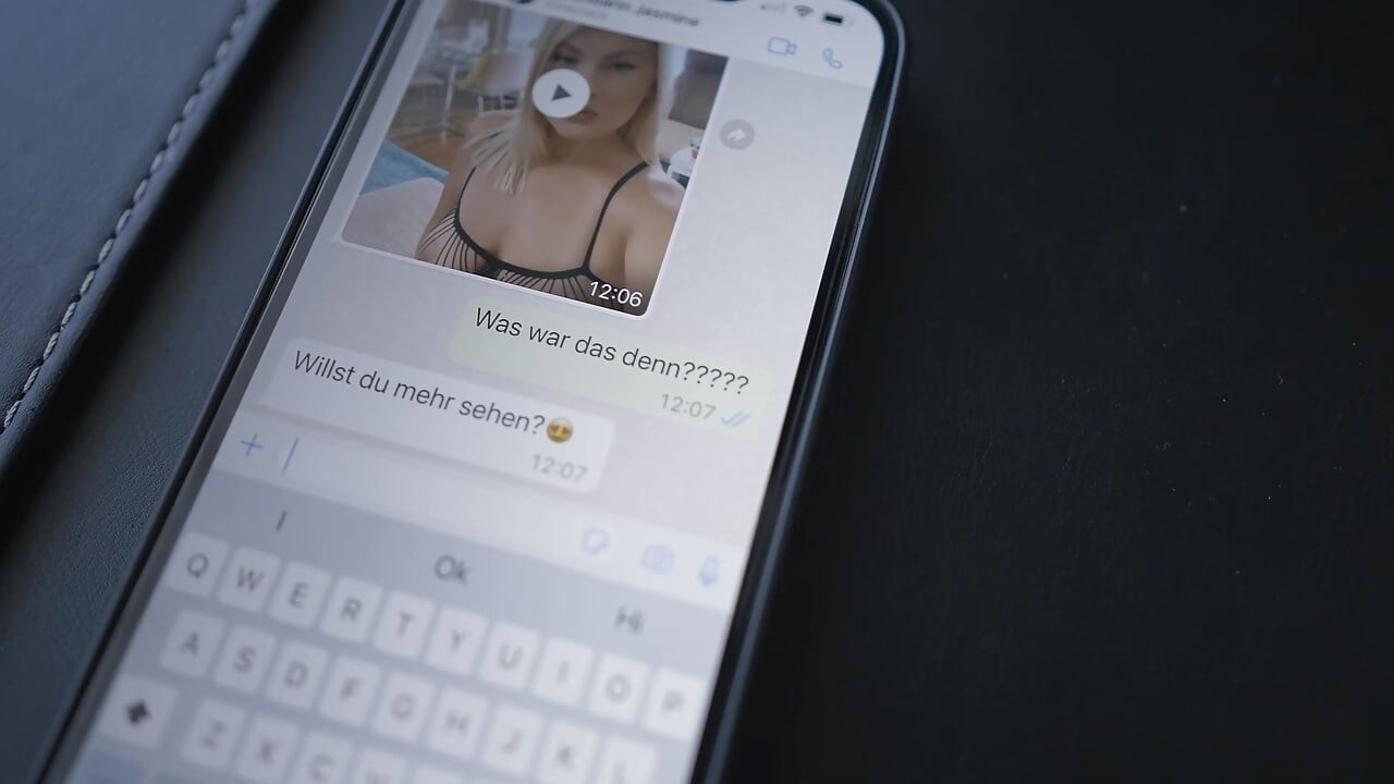 Anale alla fermata Diversi cazzi per una troia