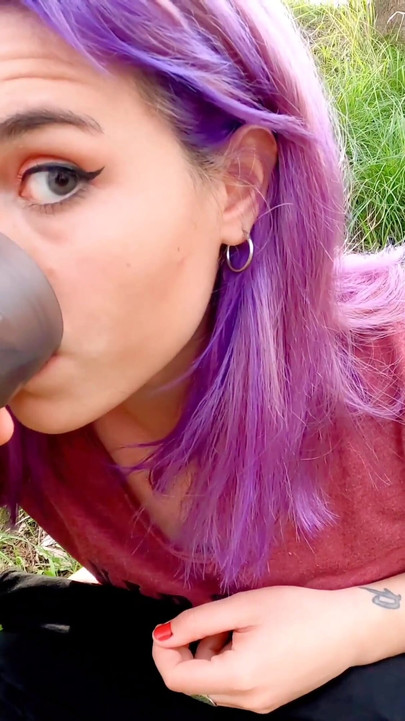 Băut de pișat pe stradă din vacanța din Argentina, galben tot