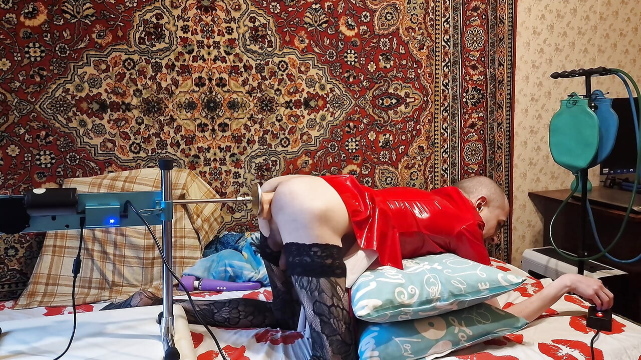 Sasha Earth Crossdresser homemade amateur anal Fucking Machine