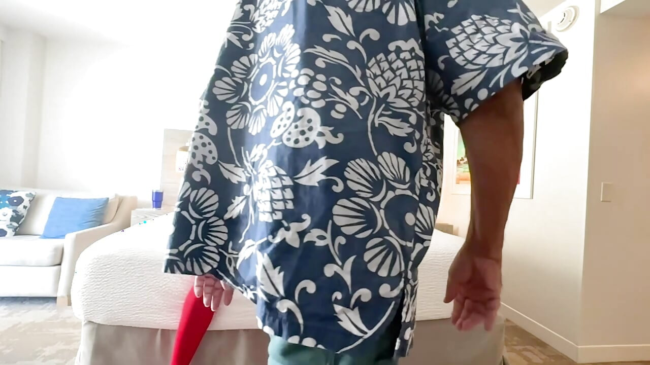 在我們的威基基酒店 - 與老奶奶交談、口交和幹砲