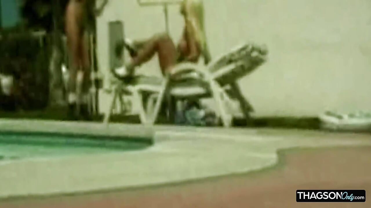 Mature Blonde Babe Stretched Wide in Outdoor Anal Action