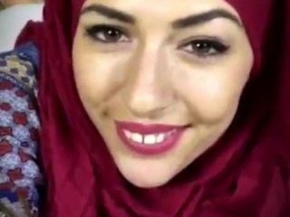 Zeiramuslim ckxgirl pokaz kamerze hijabi