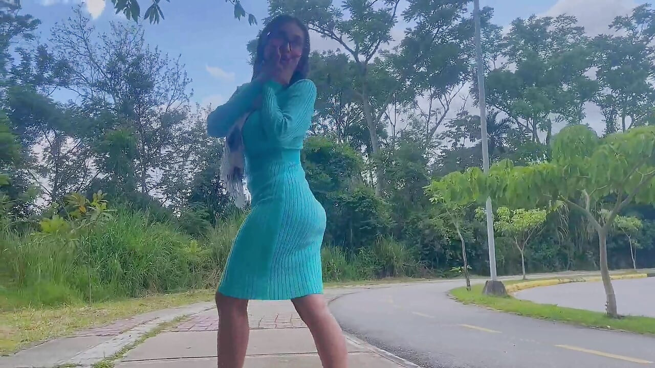 Je vais me promener et un garçon de la rue m’encule Jenifer