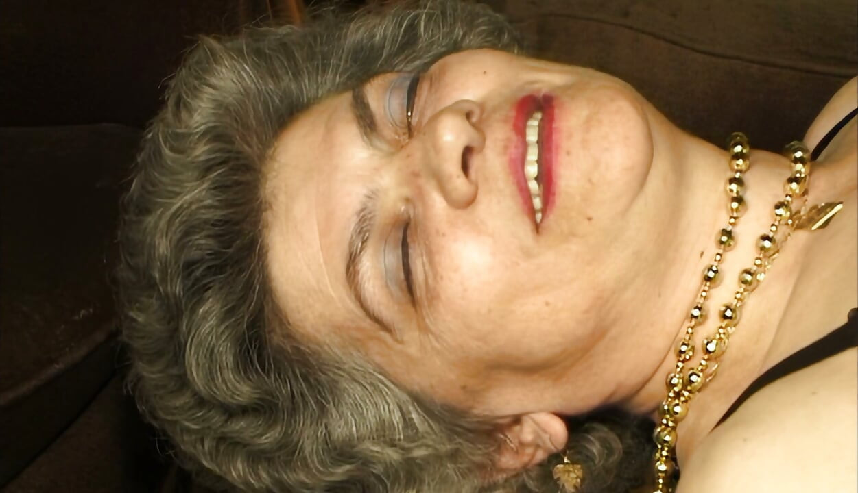 Granny Slobbers On Young Cock Before Doggy Pounding