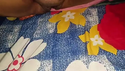 Echter bangladeschisches dorfmädchen-spaß mit Sprite Flasche Desi action 2026