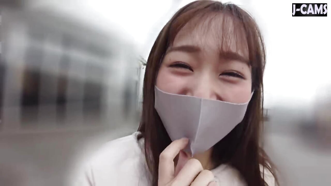 Affectionate Busty Tour Guide Teases with Sweet Exposure and a Willing Smile Part 2