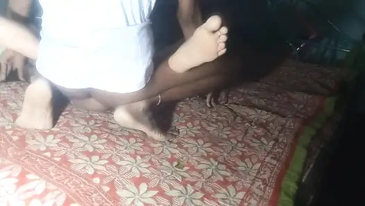 Jyo, let's go to the party early, our family has already arrived.