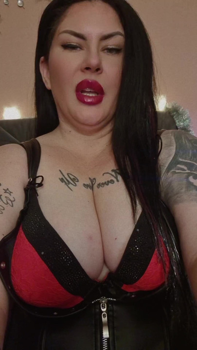 MORE OF ME ON MY PRIVATE PAGE 😉