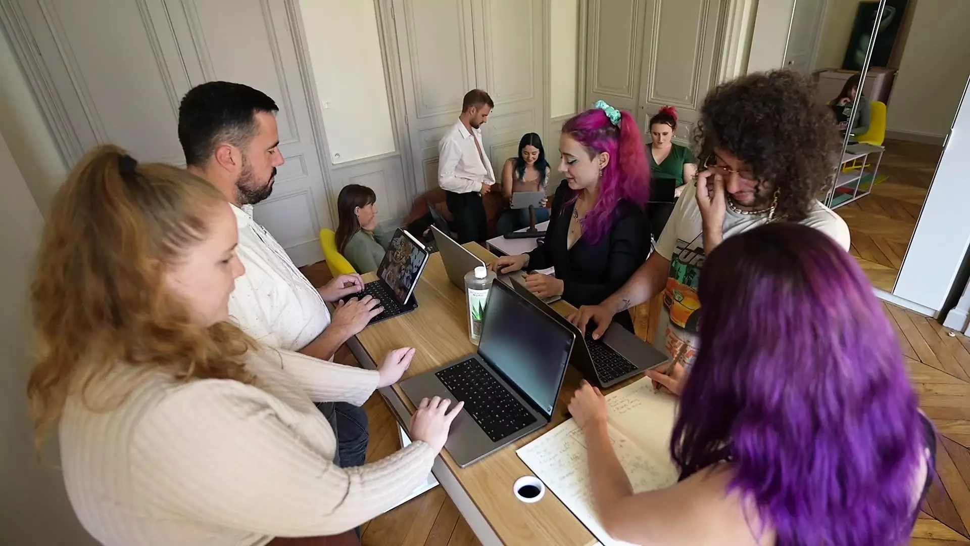 Khalamite 9 iş arkadaşıyla büyük grup seks partisi - Fransız grup seks - paranormal activi'memeler 4/4