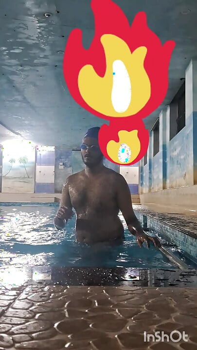 Naked Indian Mallu Guy In Swimming Pool