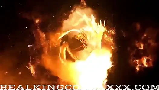 Король Кобра Эль Торо: Morena Mynx, наконец,получает ее королевского