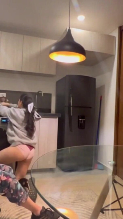 My neighbor's hot cuca comes to visit me | Clip 1