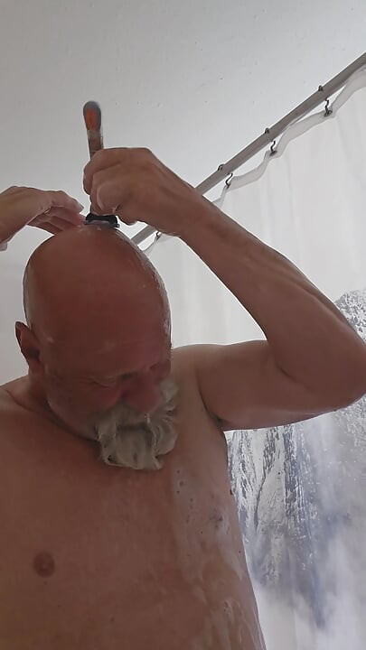 Διασκέδαση στο ντους