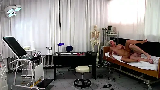 Blonde chick fucked in her tight pussy