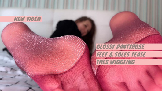 Glanzende panty's teaser met voeten en zolen