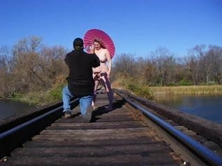 BBW--PUBLIC NUDITY