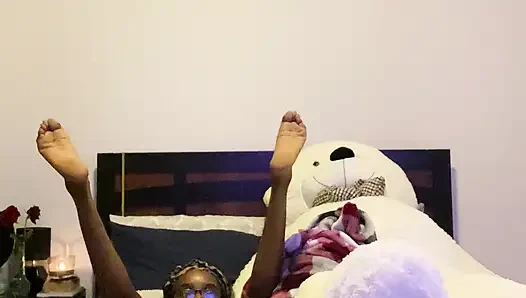 Madisonstv- aku lagi asik muasin memekku pakai mainan seks baruku (close up)