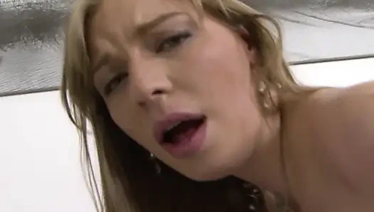 Büyük Penis Konusunda Çılgın Tutkulu Hayallerle Evlen