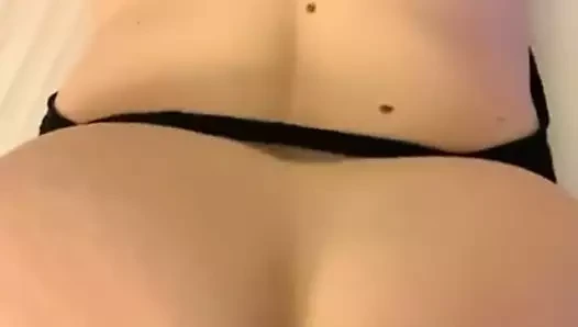 Ben, buz kraliçesi Maryiah Foxxx