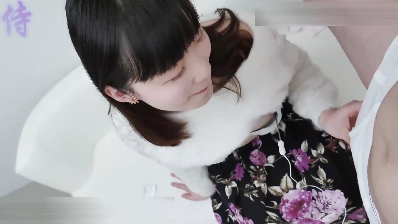 Horny Asian sluts #090