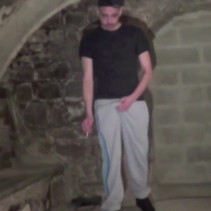 Tony fucked by discreet Arab in basement