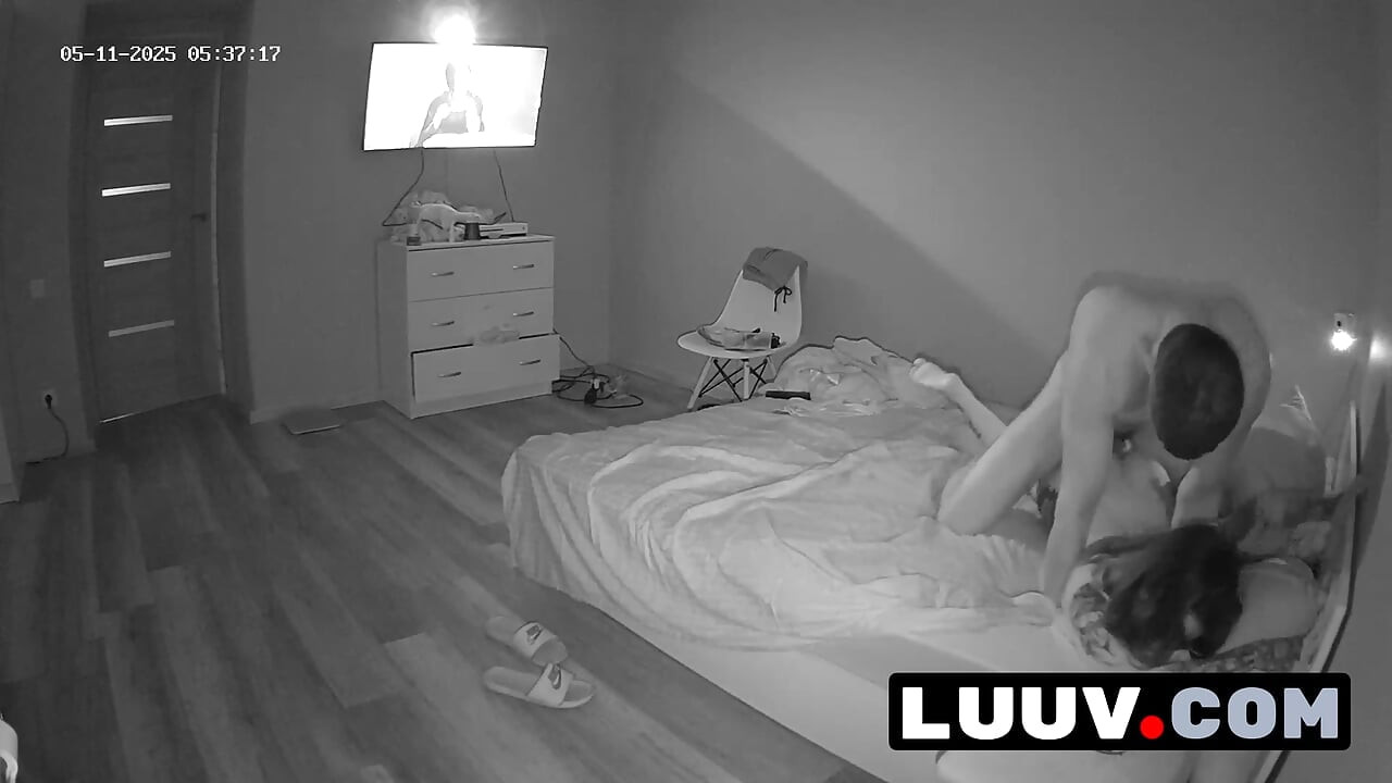 LUUV. El exhibicionismo de una pareja real convierte su vida real en una película amateur