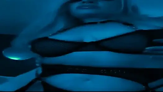 Kita berdua sedang dalam mood.