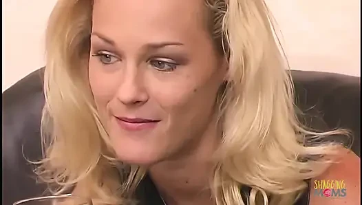 Girl with blonde hair gets her pussy licked and drilled on the couch