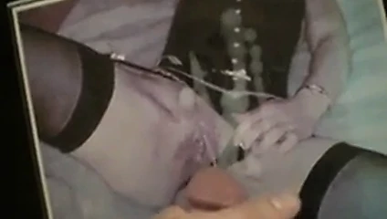 ukmilfsue'ye saygı duruşu