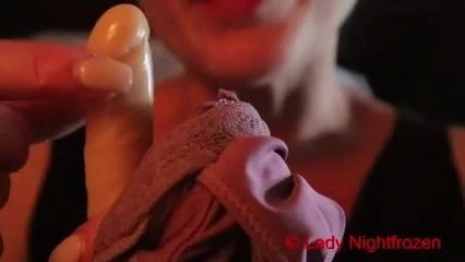 サテンフェチ