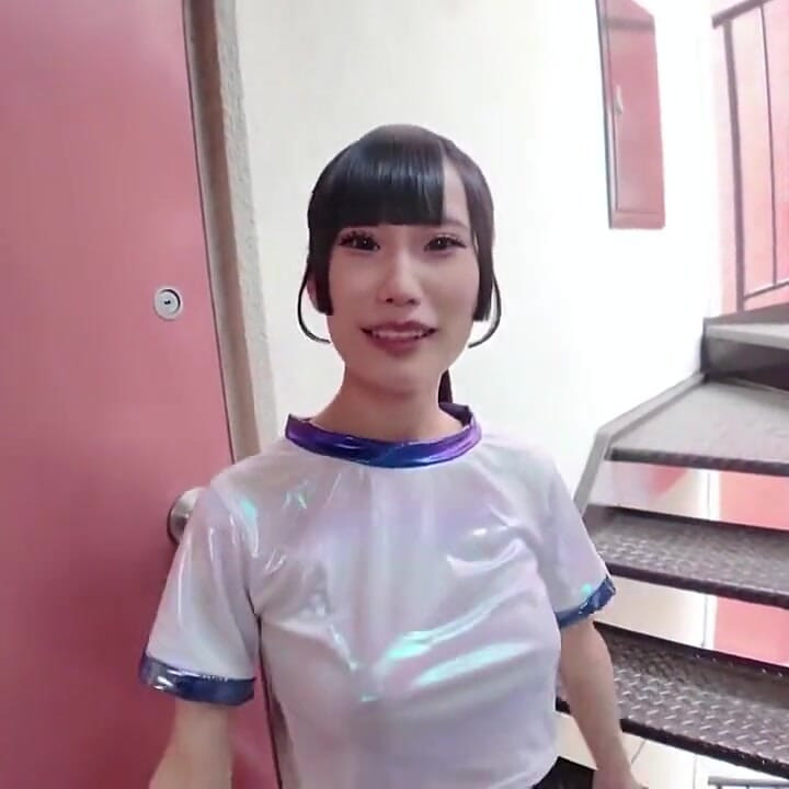Forbidden Outdoor Thrill - Busty I-cup Gravure Beauty Risking It All in a Crowded Building, Raw Creampie Adventure