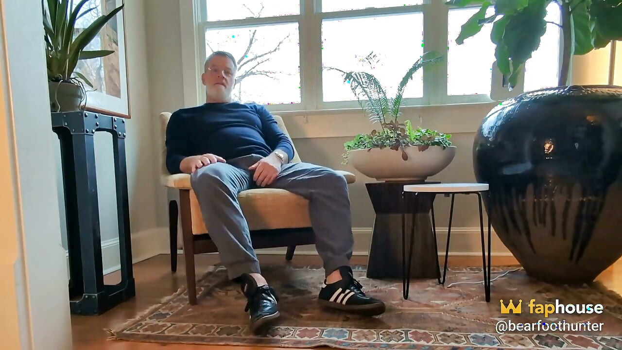Bliss Bodywork Worships Stepdad's Feet and Cock