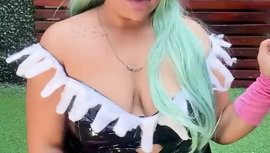 BBW Morrigan Cosplay rauchender fetisch