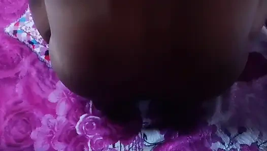 Güzel çift sert ve romantik sikişiyor