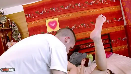 Gadis spanyol vania flores nyepong kontol dan nyepong kontol sampai tenggorokan - dicrot di dalam ganas amatir