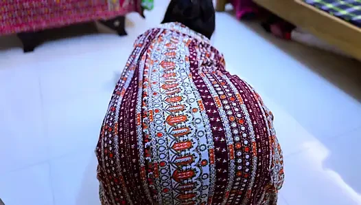 Ibu tiri mesir yang cantik terjebak di dalam meja sekarang dia ingin seks anal kasar dariku!