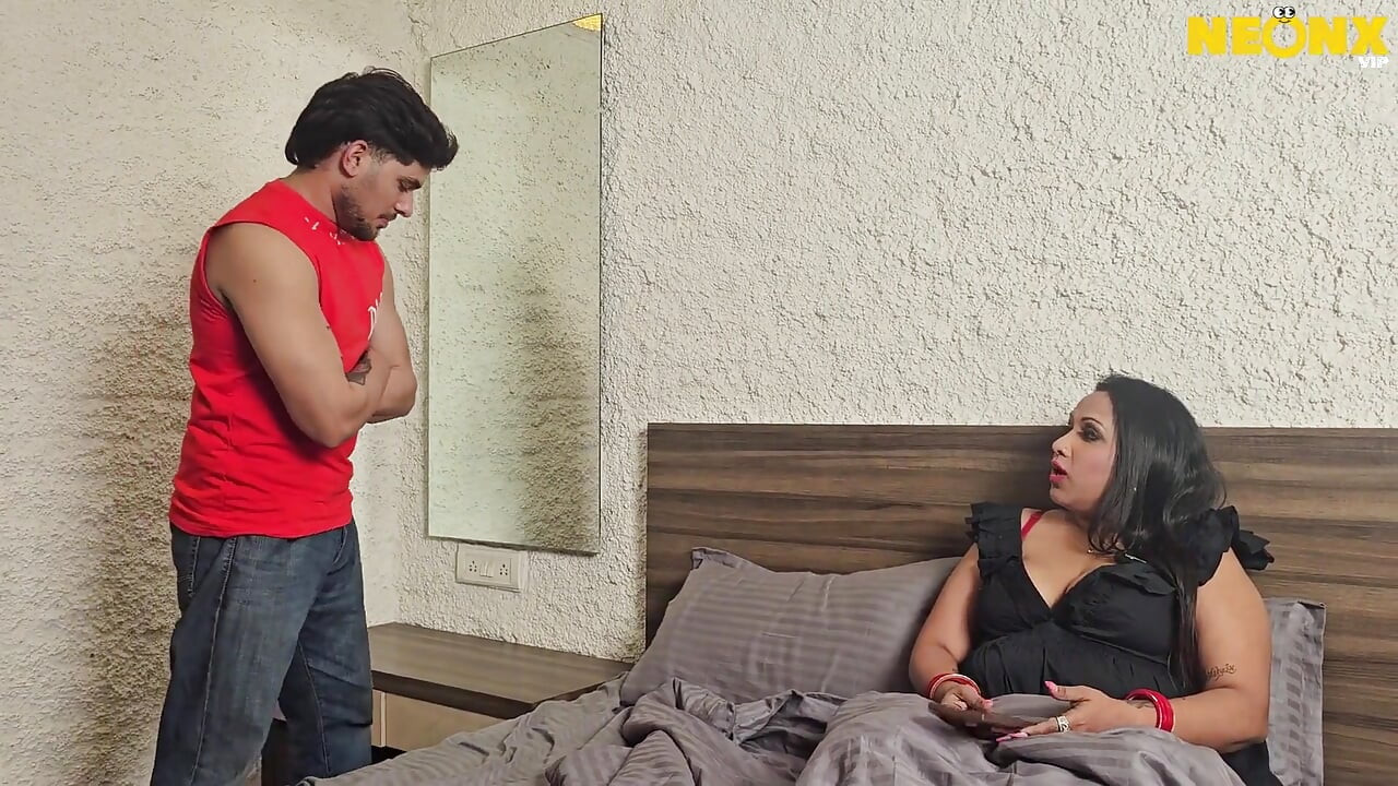 Innocent Boy One Night Stand with Hot Bhabhi