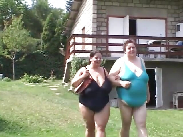 Fat chicks lick and finger each other