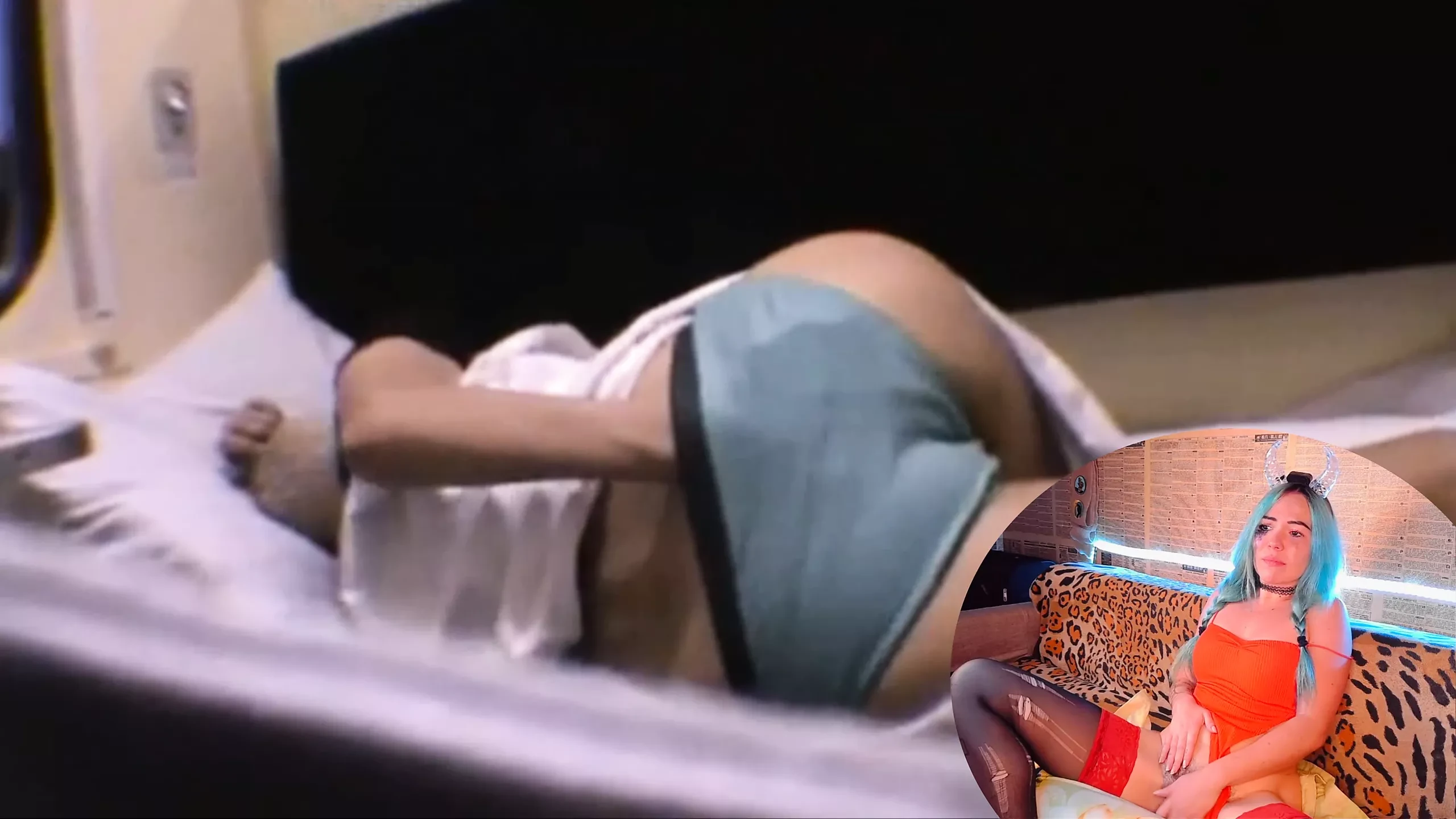 Milf thủ dâm trên tàu - Châu Á phản ứng
